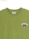  Áo Phông MLB New York Yankees Oversized Short Sleeve T-shirt with Mega Bear Back Graphic Olive 3ATSE0263-50OLS 