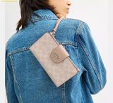  Ví Dài Coach Phone Wallet In Signature Canvas Taupe CW780 