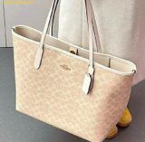  Túi Tote Coach City Tote Bag In Signature Canvas CV976 Trắng Logo 