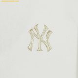  Áo Phông MLB New Year Horse Back Graphic T-Shirts New York Yankees White 3ATSQ0261-50IVS 