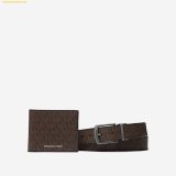  Ví Nam Michael Kors Signature Logo Billfold Wallet and Belt Gift Set Brown Black 36S4LGFF6B 