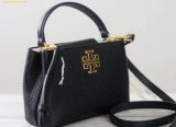  Túi Đeo Chéo Tory Burch Britten Micro Satchel Bag Màu Đen 