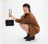  Túi Đeo Chéo Coach Klare Crossbody Bag CJ627 