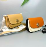  Túi Đeo Chéo Marc Jacobs The Turn Lock Logo Leather Crossbody Mini Bag 