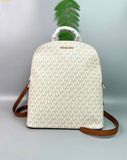  Balo Michael Kors Cindy Large Signature Logo Backpack Màu Trắng Logo 