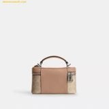  Túi Đeo Chéo Coach Cosmetic Case In Signature Canvas Sand CW728 