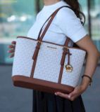  Túi Tote Michael Kors Jet Set Travel Large Logo Tote Bag 35T0GTVT3V 