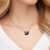  Dây Chuyền Swarovski Swan pendant Swan, Black, Rhodium plated 5347329 