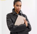  Túi Đeo Vai Coach Quinn Bag In Signature Canvas CZ770 Taupe 