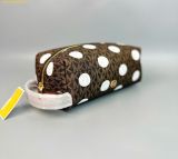  Túi Cầm Tay Michael Kors MK Jet Set Polka Dot Signature Logo Travel Kit Nâu Logo 