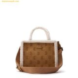  Túi Tote Vuông MLB Monogram Mustang Tote Bag Boston Red Sox Camel 3AORS1036-43CAS 