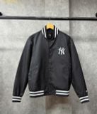  Áo Khoác Bomber New Era MLB Varsity Jacket – New York Yankees Est. 1903 Đen 