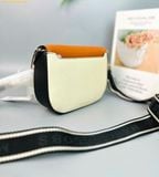  Túi Đeo Chéo Marc Jacobs The Turn Lock Logo Leather Crossbody Mini Bag Màu Kem Nắp cam 