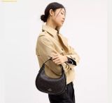  Túi Đeo Vai Coach Emily Shoulder Bag In Signature Canvas CDX17 