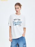  Áo Thun MLB Varsity Vintage Graphic Overfit Short Sleeve T-Shirt New York Yankees 3ATSV0553-50IVS 