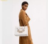  Túi Tote Vuông Coach Cargo Tote Bag 