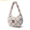  Túi Lông Đeo Vai MLB Dia Monogram Fur Hobo Bag New York Yankees D.Cream 3ABQM0836-50CRD 