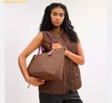  Túi Tote Coach Gallery Tote Bag In Signature Canvas CW381 