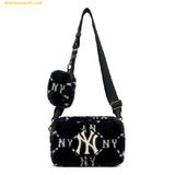  Túi Đeo Chéo MLB Dia Monogram Fur Cross Bag New York Yankees 3ACRM1026-50BKS Màu Đen 