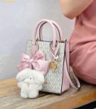  Túi Đeo Chéo Michael Kors Mercer Extra-Small Pebbled Leather Crossbody Bag 35T1GM9C0I Trắng Logo 