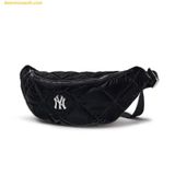 Túi Đeo Hông MLB Curve Padded Hip Sack New York Yankees Black 3AHSM064N-50BKS 