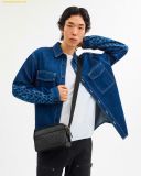  Túi Đeo Chéo Coach Graham Crossbody In Signature Canvas CV921 Đen Logo 