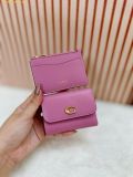  Ví Gập Coach Essential Card Holder Wallet CZ111 - Hồng 