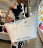  Túi Tote Marc Jacobs Women's Trademarc Large Tote Bag Cotton Màu Trắng 