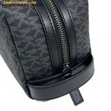  Túi Cầm Tay Michael Kors Men's Signature Logo Travel Kit Đen Logo 