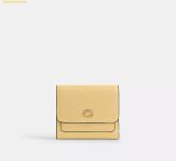  Ví Gập COACH Mila Small Flap Wallet Vanilla CAO13 