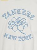  Áo Sweat MLB Women's Floral Graphic Crop Man-to-Man NY (Cream) 3FMTF0144-50CRS 