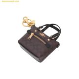  Túi Móc Khoá COACH CC895 Mini Gallery Tote Bag Charm Signature Canvas Nâu Logo CC895 