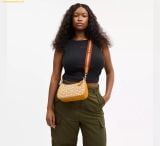  Túi Đeo Vai Coach Teri Shoulder Bag in Floral Print CBI49 chalk buttercup multi 