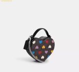  Túi Đeo Chéo Coach Heart Crossbody Signature Canvas Heart Print CP022 