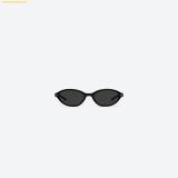  Kính Mát Gentle Monster La Cha 01 - Black 