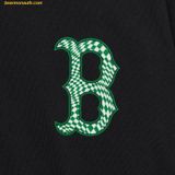  Áo Phông MLB Checkerboard Clipping Logo Overfit Short Sleeve T-Shirt BOS (Black) 3ATSO0233-43BKS 