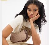  Túi Đeo Vai Coach Teri Mini Crossbody Bag In Signature Canvas CW323 
