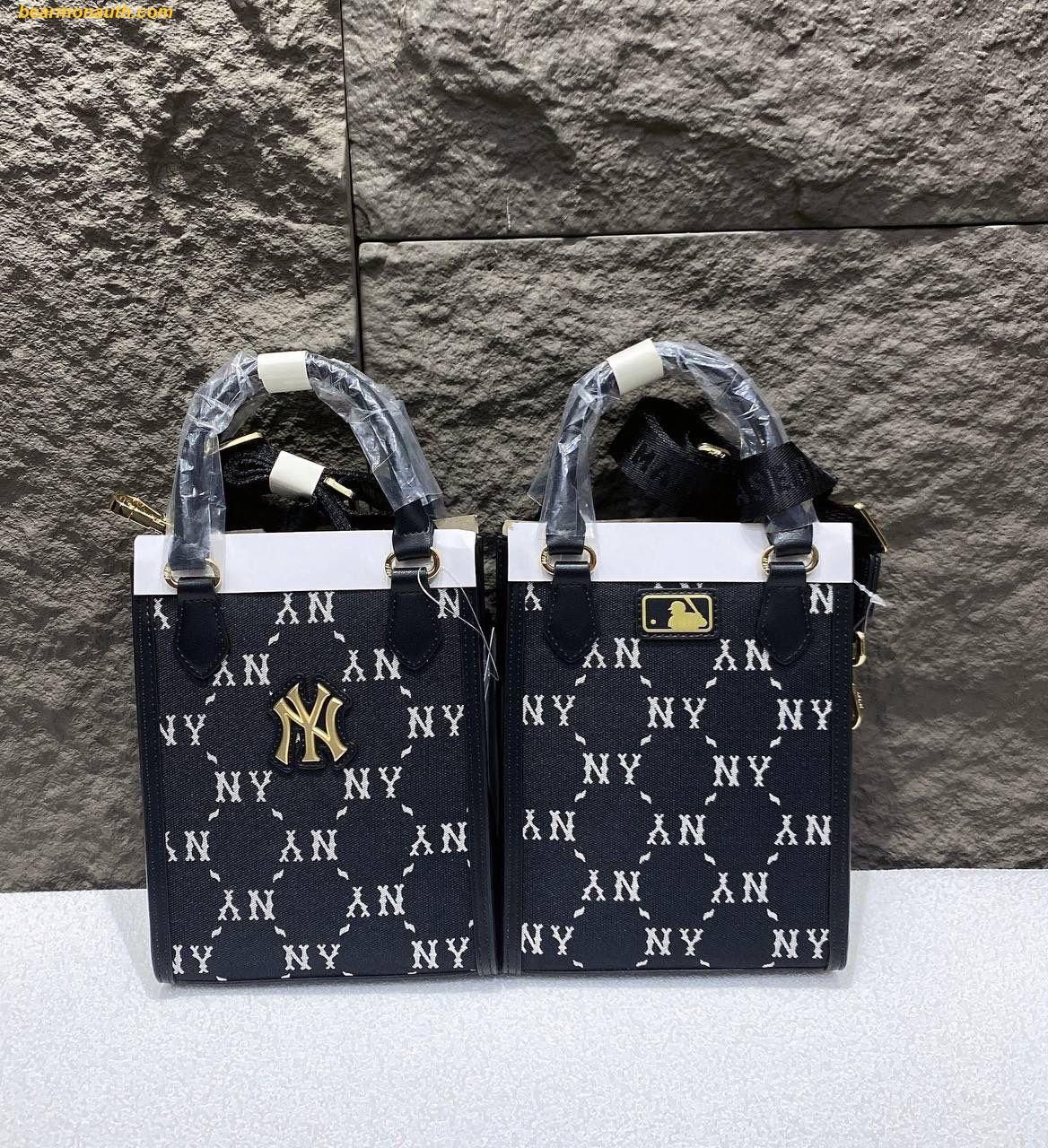  Túi Đeo ChéoTote Mini MLB Dia Monogram Tote Bag Mini New York Yankees 7ACRMDB4N-50BKS 