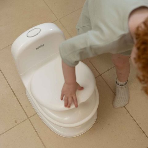  Nuby Bô vệ sinh mini bằng nhựa 76503 