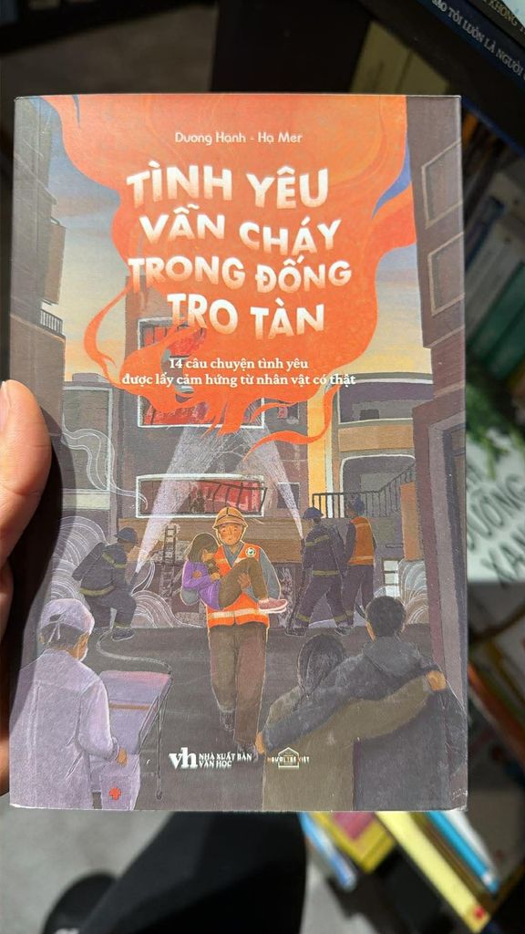 Tình Yêu Vẫn Cháy Trong Đống Tro Tàn