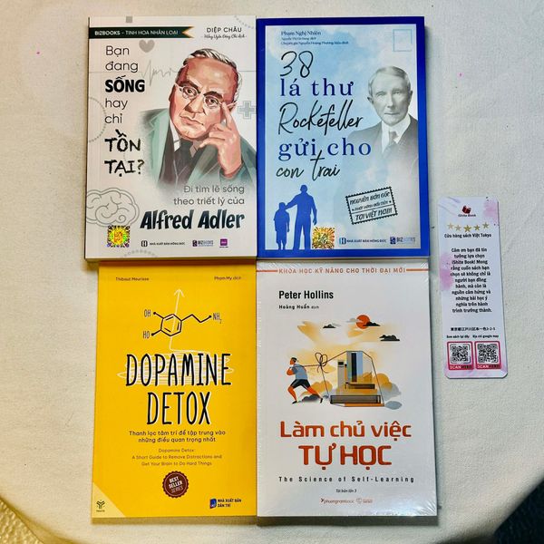Combo: Bạn Đang Sống Hay Chỉ Tồn Tại? + 38 Lá Thư Rockefeller Gửi Cho Con Trai + Dopamine Detox + Làm Chủ Việc Tự Học
