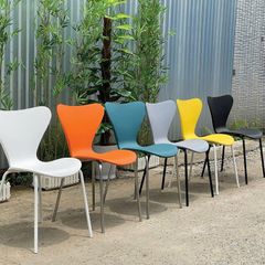 Ghế Nhực Đúc Thiên Nga chân Sắt