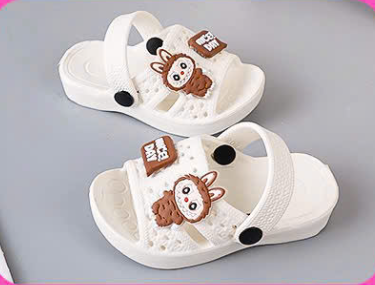 SANDAN NHỰA 1992-11 LABUBU NICE LAIKA 489 - TRẮNG - NHÍ