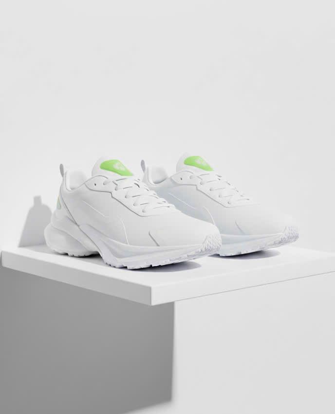  Giày Thể Thao Nam Nữ 