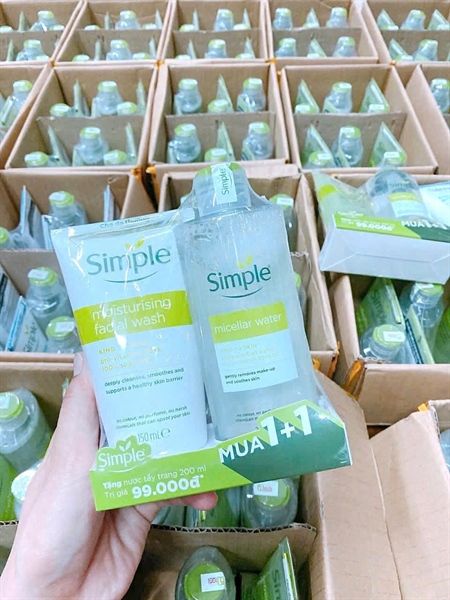 Combo Tẩy Trang + Sửa Rửa Mặt Simple (200ml+150ml)