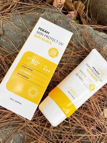 Kem Chống Nắng Nâng Tone Pekah Skin Protect UV Sun Block Hàn Quốc 70ml (12/2028)