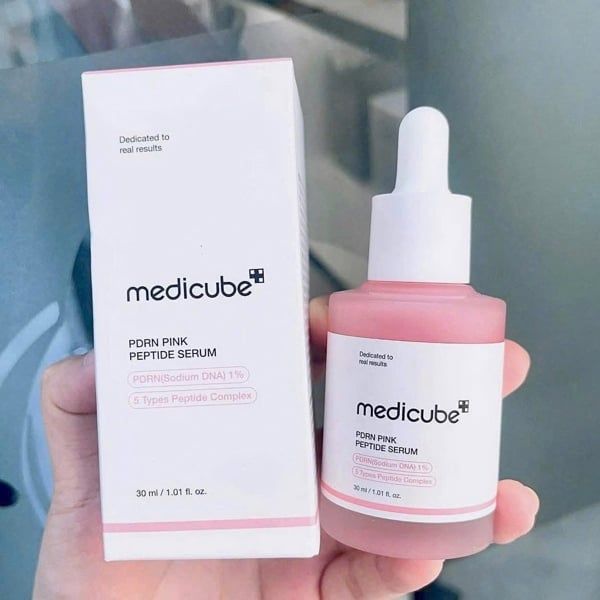 Tinh Chất Cá Hồi Medicube PDRN Pink Peptide 30ml (3/2028)