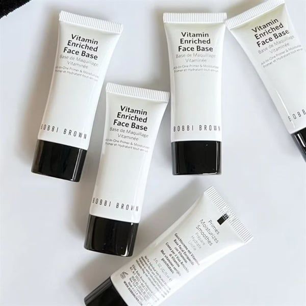 Kem Lót Bobbi Brown Vitamin Enriched Face Base