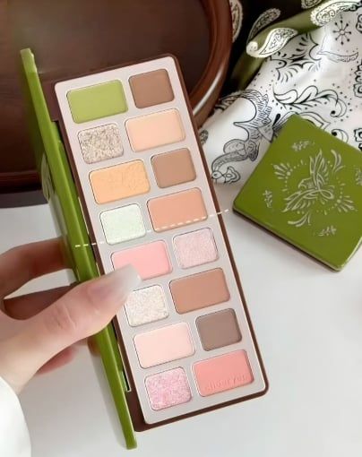 Phấn Mắt 16 Ô Cheeryep Quiany Natural Color (02/2028)