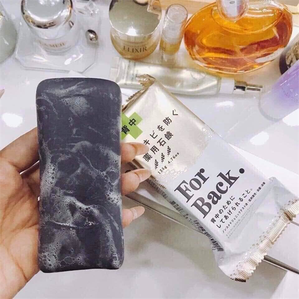 Xà Phòng Mụn Lưng Forback Nhật Bản 135g (04/2030)